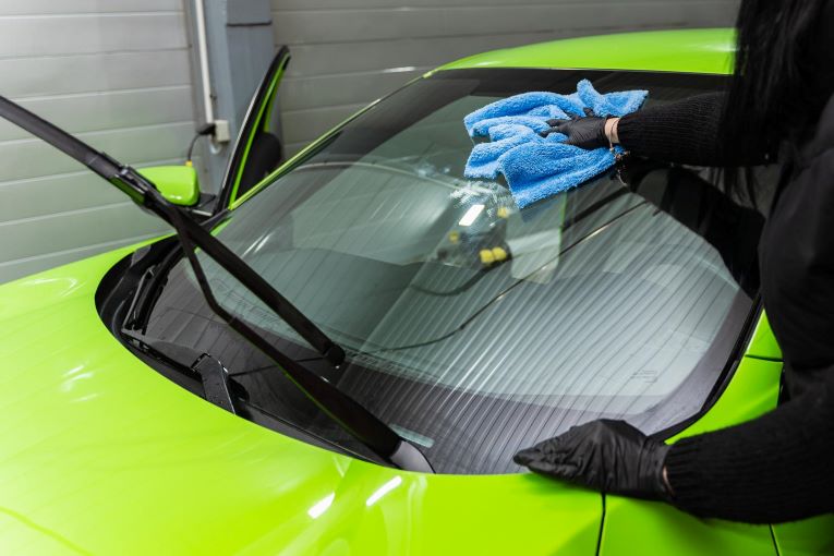 Your Windshield Chip Is Losing a Fight With the Desert